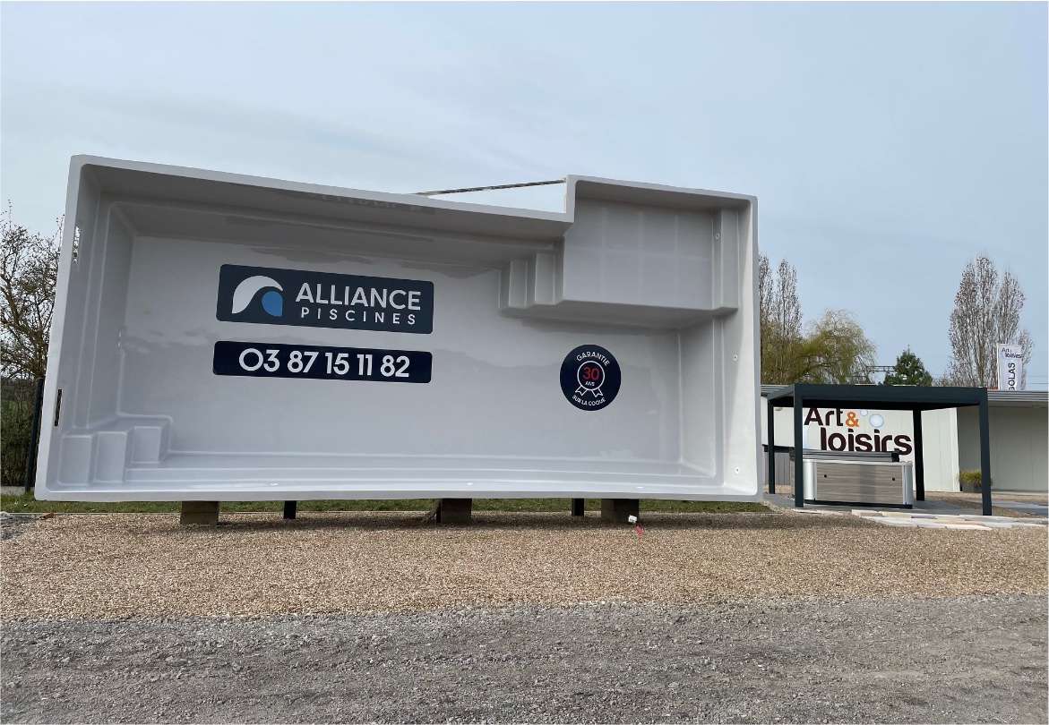 Échantillons et maquettes de structures Alliance Piscines